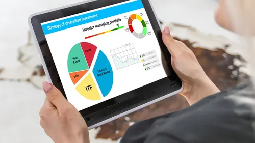 ポートフォリオに不動産を組み込むメリットとは？割合目安、選び方も解説